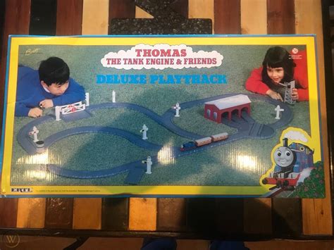 Ertl Thomas The Tank Engine & Friends Deluxe Playtrack Set #4039 New In ...