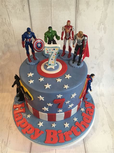 Avenger birthday cake | Avengers birthday cakes, Superhero birthday ...