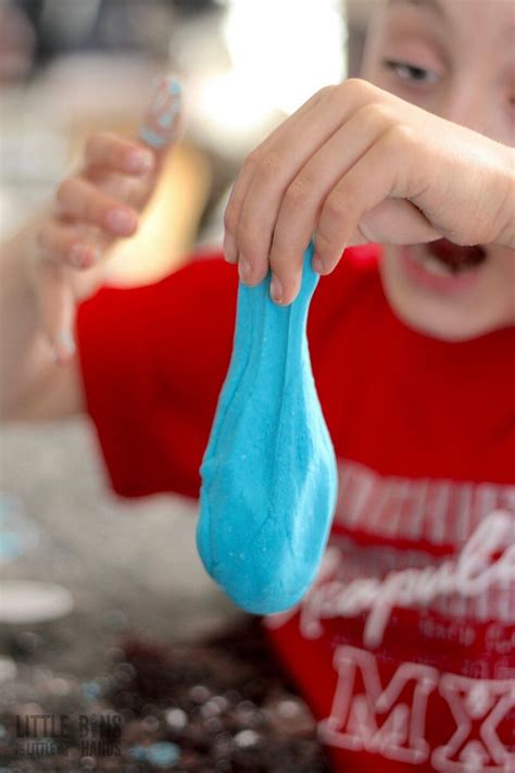 How To Make Slime With Cornstarch - Little Bins for Little Hands ...