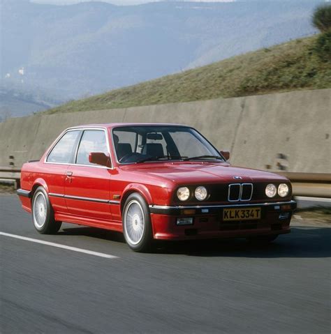 The BMW 333i was developed in cooperation with BMW Motorsport GmbH and ...