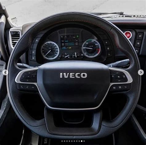 Iveco S Way Interior | Caminhões clássicos, Imagens de caminhão, Caminhões