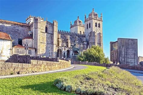 Porto's Sé Cathedral - Portugal Travel Guide