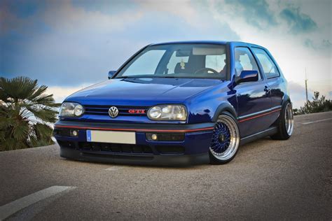 Picture of Volkswagen Golf Mk3