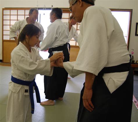 Aikido Techniques: Redirecting Ki | Aikido411 - Aikido Techniques