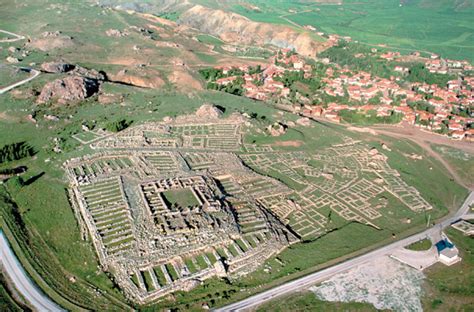 The Last Days of Hattusa - Biblical Archeology