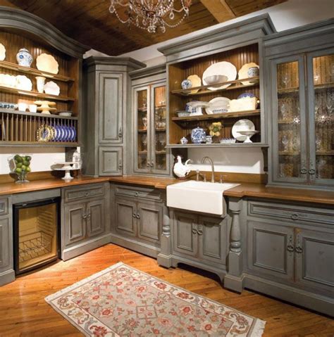 17 Superb Gray Kitchen Cabinet Designs