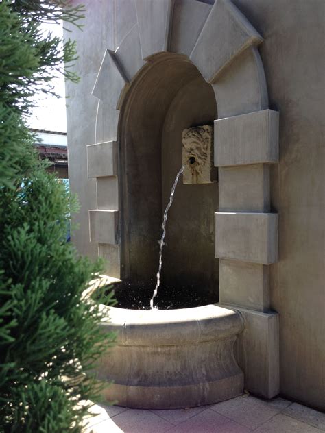 Fountain face in Highland Village shopping center Houston TX | Highland ...