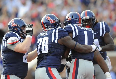 Ole Miss Football Uniforms / 2015 Auburn Ole Miss Uniform Preview ...