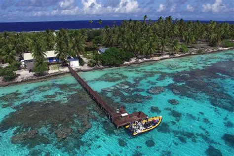 The best place to scuba dive in Fakarava is Dive Spirit Fakarava