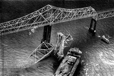 The Sunshine Skyway Bridge plunged into Tampa Bay 38 years ago | Tampa ...