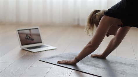 The 15 best online yoga websites in 2020 - TINT Yoga