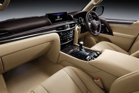 2018 Lexus LX570 Interior India | AUTOBICS