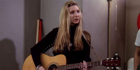 Friends: 10 Things Even Diehard Fans Didn't Know About Phoebe