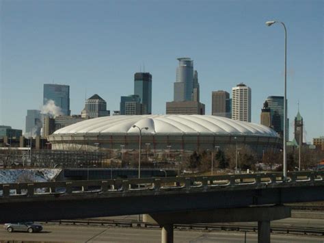 Metrodome - History, Photos & More of the Minnesota Vikings former NFL ...