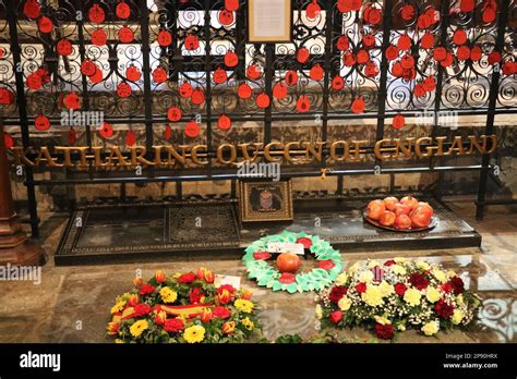 Tomb of Catherine of Aragon at Peterborough Cathedral in England Stock ...