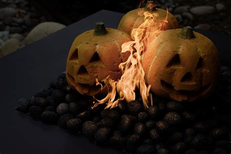 Halloween Decor Takes Fire | Fire Pit Essentials