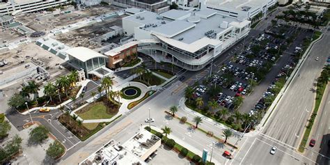 Plaza Construction modernizes and expands the Kendall Wing at Dadeland Mall