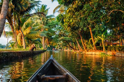 The Kerala Backwaters and How to Best Visit Them