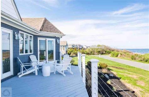 13 Best Rhode Island Beach House Rentals (2023 Guide) – Trips To Discover