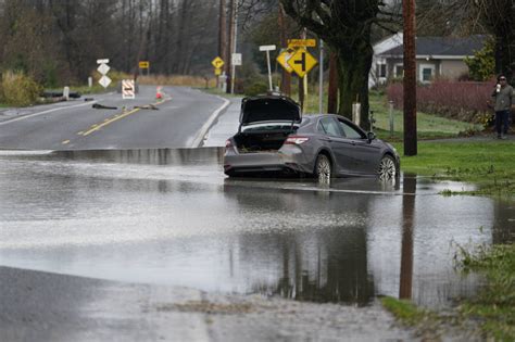 Washington state sees more flooding, next storm approaches ...