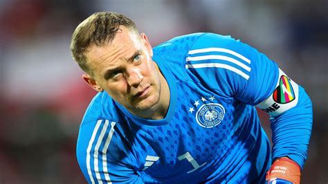 Manuel Neuer: Bayern Munich goalkeeper out for rest of season after ...