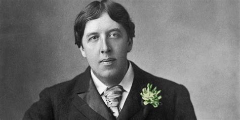 How Oscar Wilde Created a Queer, Mysterious Symbol in Green Carnations ...