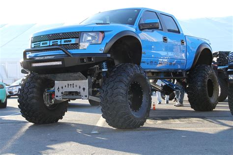 Lifted Ford Raptor at #SEMA 2014 // Gugli917 Follow my work and ...