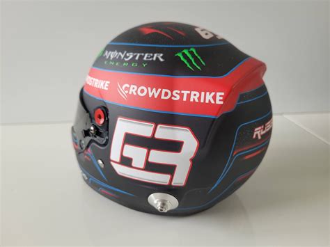 George Russell signed helmet, season 2022, Mercedes F1 – Racingexclusives