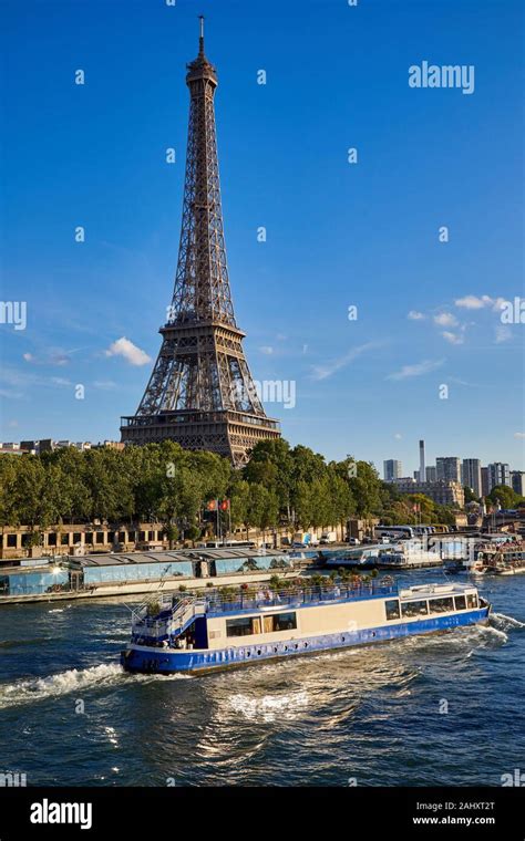 Tourist boat, Eiffel tower, River Seine, Paris, France Stock Photo - Alamy