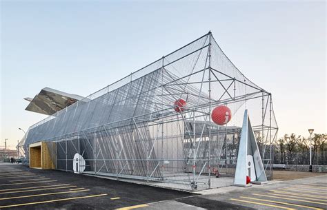 A Scaffolding System for a Temporary Facility / Peris+Toral.arquitectes ...