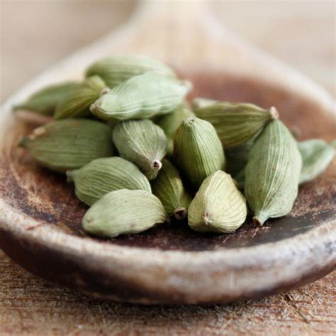 Cardamom Seed (Pod), Whole 100g | Cardamom, Spices photography, Seeds