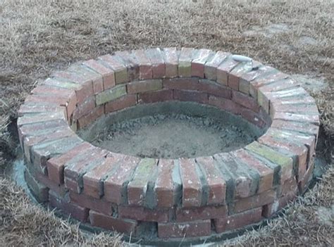 How To Build An Excellent Brick Fire Pit For Your Backyard - The Owner ...