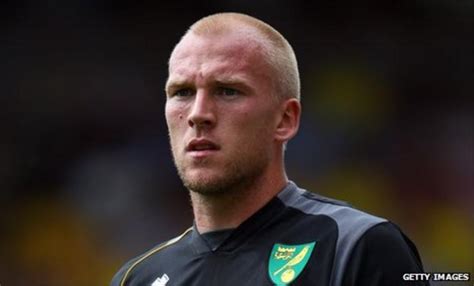 Norwich City goalkeeper John Ruddy calls for ref consistency - BBC Sport