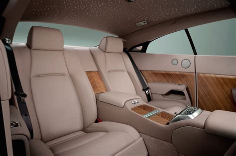 PHOTOS: Rolls-Royce Phantom starlight headliner - Business Insider