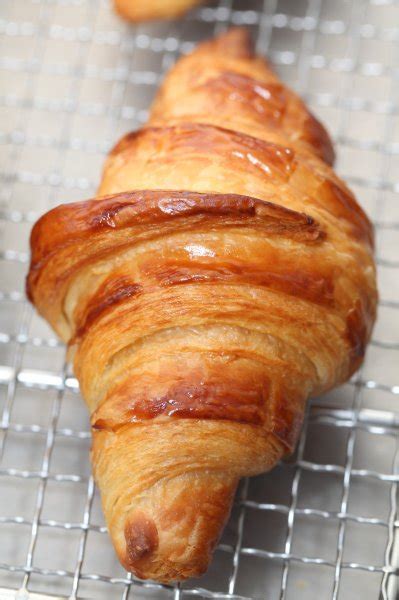 Classic French croissant recipe – Weekend Bakery