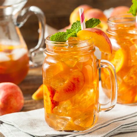 5 Perfect Peach Moonshine Cocktails - Cocktails Cafe