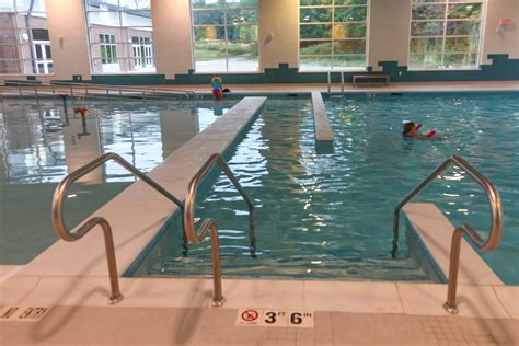 Community Center Pool Program - Aquatics