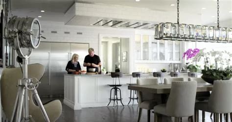 Gordon Ramsay's LA mansion: Inside the TV chef's huge Los Angeles home ...