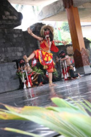 festival reog ponorogo - DATATEMPO