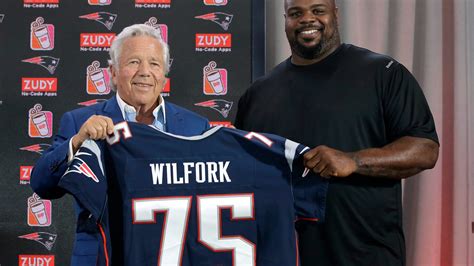 Patriots send DT Vince Wilfork into retirement