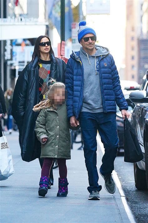 Bradley Cooper & Irina Shayk Take Daughter To See NYC Christmas Tree ...