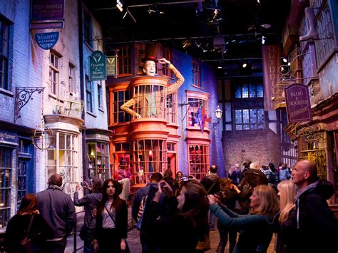 The Most Magical Harry Potter Locations in Britain | Experience Transat