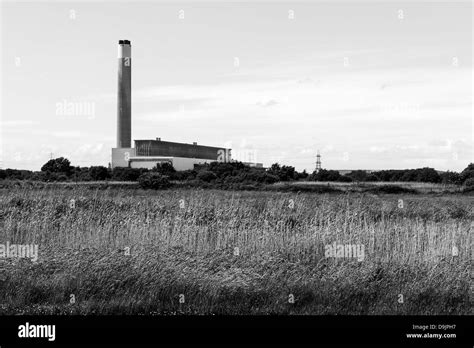 Fawley Power Station is an oil-fired power station located on the ...