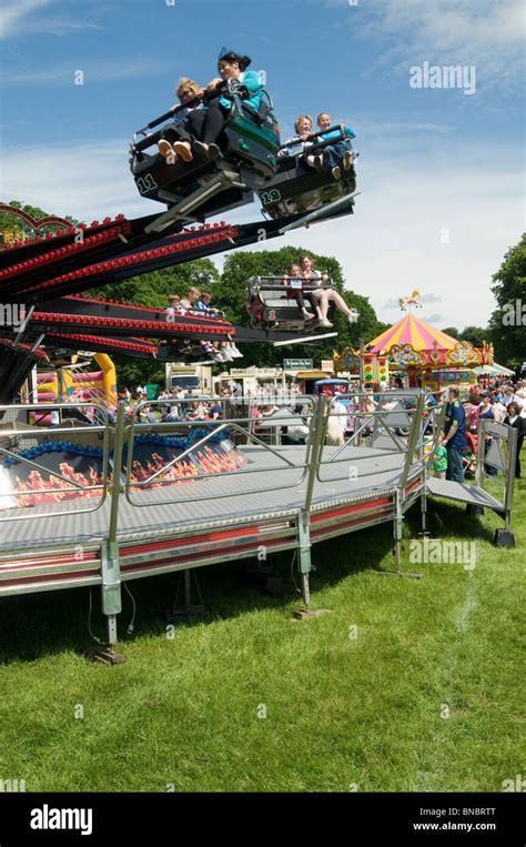 funfair ride fun fair rides waltzer spin around spinning spining spun ...