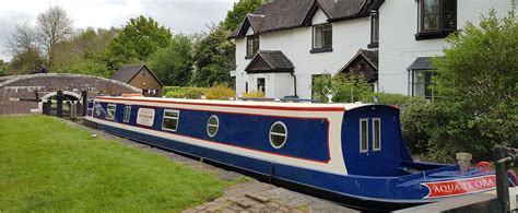 Luxury Canal Boat Hire & Holidays UK - Aqua Narrow Boats