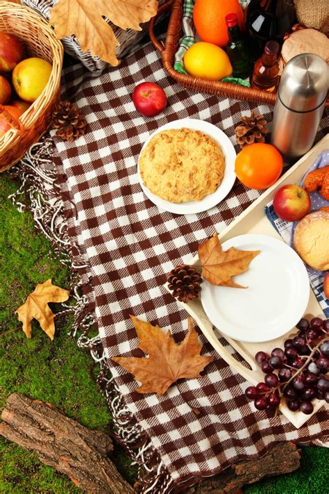 Country Living: Fall Picnic Ideas You'll Fall For – Pickled Barrel