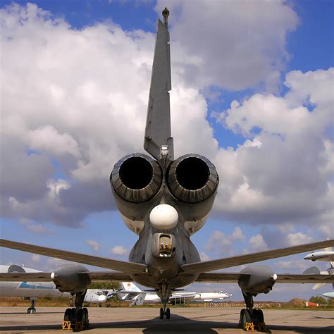 A Born Again Roman: Tupolev Tu-22 Blinder