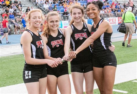 4×400 Relay – Cedar Falls High School Track & Field