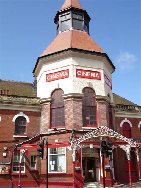 Picturedrome Cinema in Bognor Regis, GB - Cinema Treasures