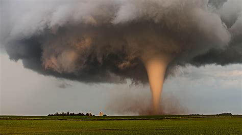 Awesome Pictures Of Tornadoes